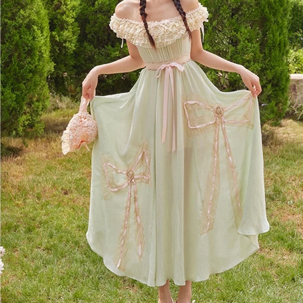 IN SEARCH OF Lacemade green kite dress